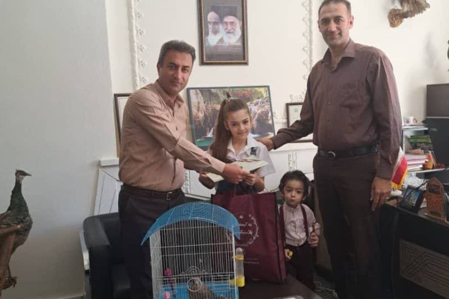 تحویل یک فرد پرنده سارگپه به محیط زیست شیراز