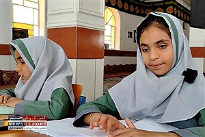 روایتی از دختران روشندلی که معلمشان مشق عشق می شود و سنگ صبوری برایشان