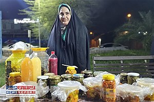 حضورمادرانه با طعم همدلی در کوچه‌های مقاومت لامرد
