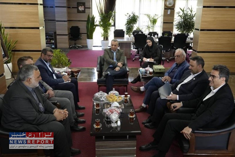 بررسی زمینه‌های همکاری پست با نمایشگاه بین‌المللی کتاب با حضور معاونان وزیر ارتباطات و فرهنگ و ارشاد اسلامی
