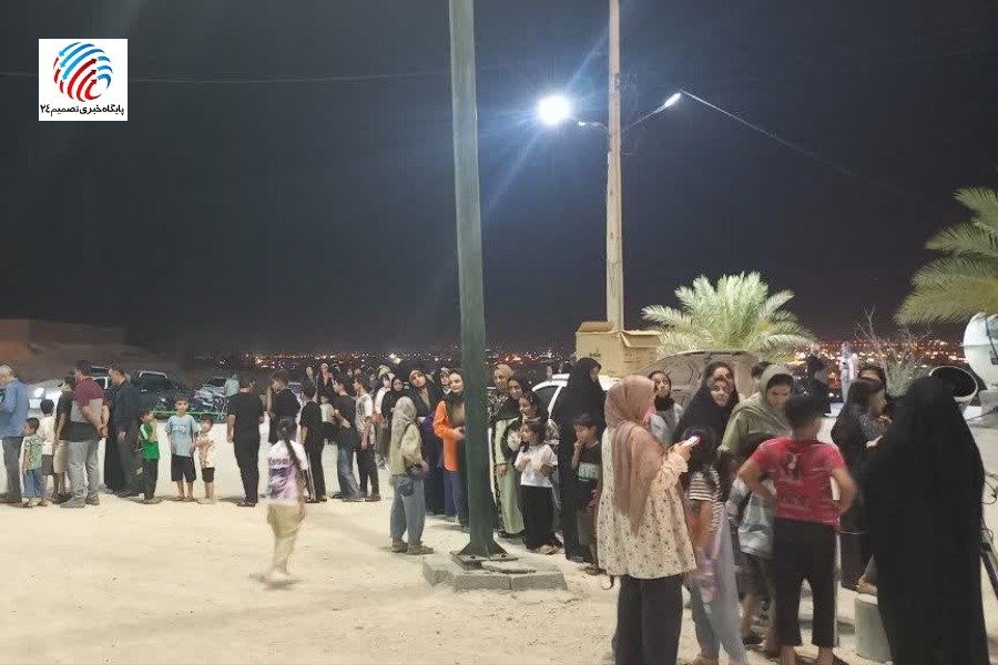 شب پرستاره‌ای از نجوم و معنویت در بارگاه شهدای گمنام لامرد