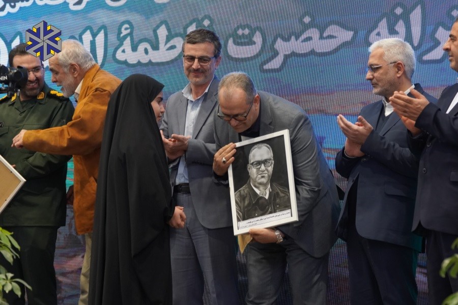 افتتاح نخستین سالن ورزشی درون‌مدرسه‌ای با سرمایه‌گذاری ۲۰۰ میلیاردی  سنگ آهن احیاءسپاهان