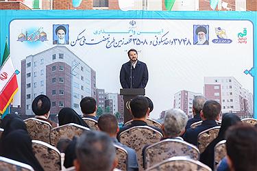 تصویر برگزاری مراسم واگذاری زمین و مسکن طرح نهضت ملی مسکن
