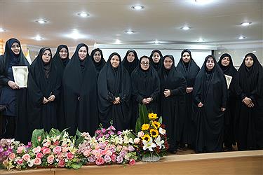 تصویر سفره امام رضا(ع) در پایتخت؛ گردهمایی خادمان آبشار عاطفه‌ها برای رفع محرومیت